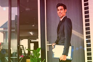 旋极信息:董事长陈为群等六名董监高拟合计减持不超0.34%公司股份