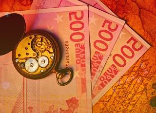 国海证券首予中国中免买入评级业绩快报点评:疫情反复利润率短期承压长期逻辑